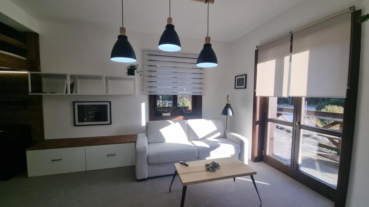 Deluxe One-Bedroom Apartment with Garden View
