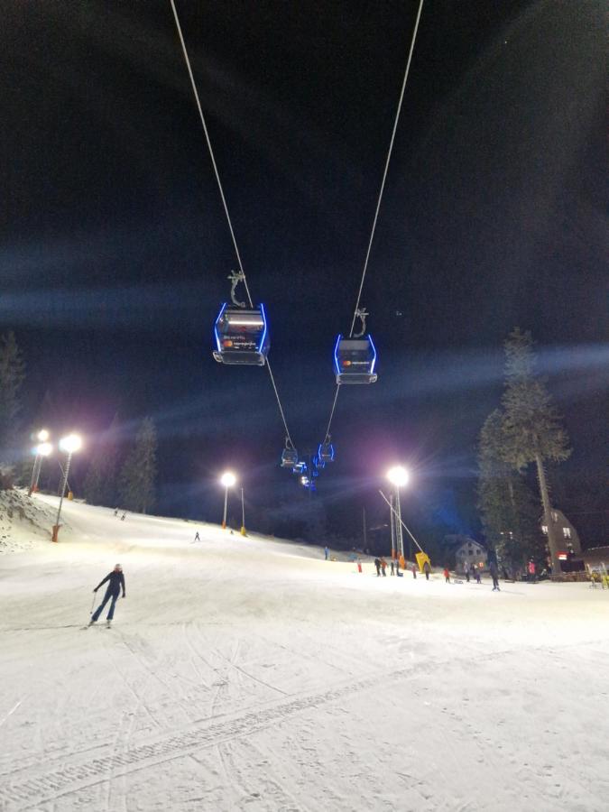 Nivalis Hill Apartman 12 Jahorina - B&B Jahorina