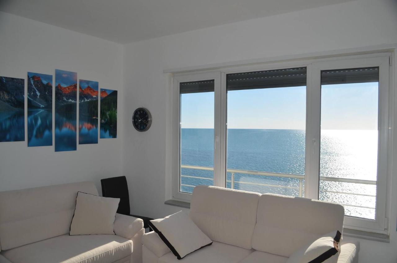 Apartamento de 2 dormitorios con vistas al mar