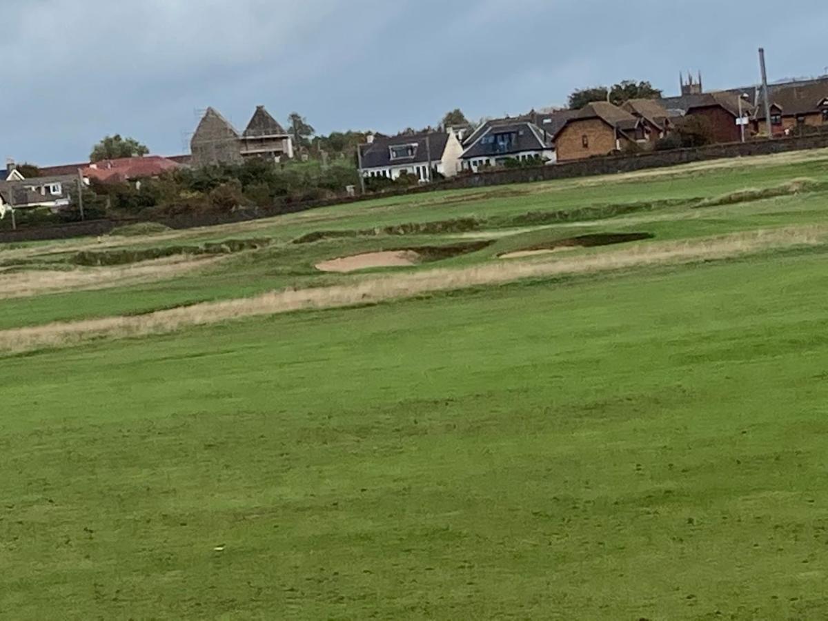 The Bunker, Golf Cottage - B&B Prestwick