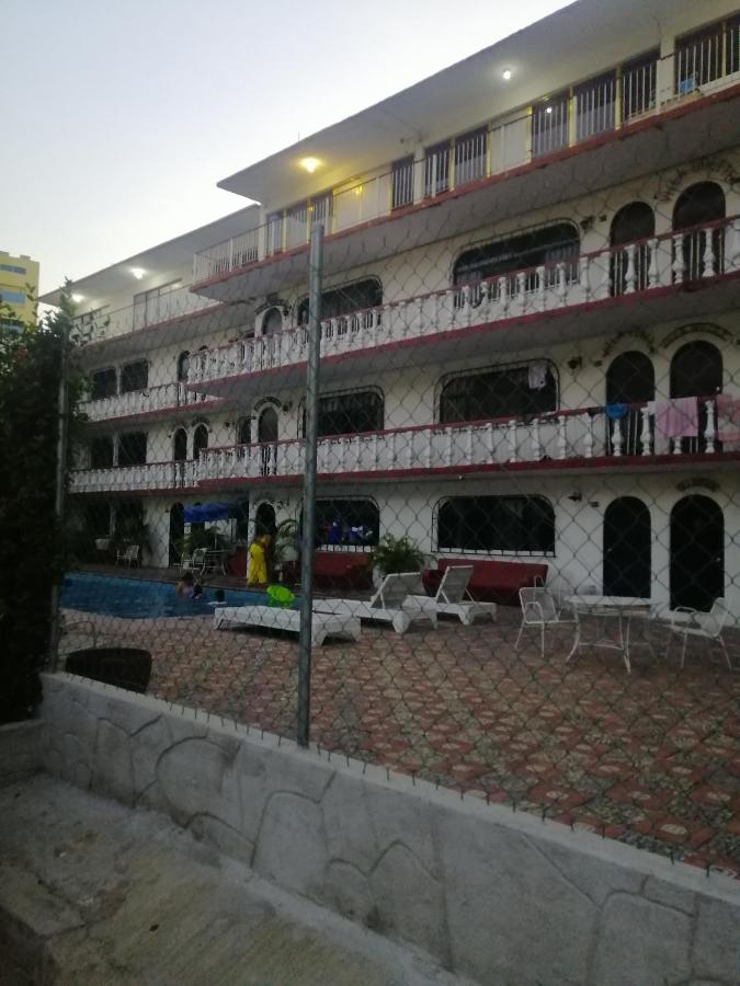 Departamento Acapulco, Costera Miguel Alemán, a unos pasos de la playa - B&B