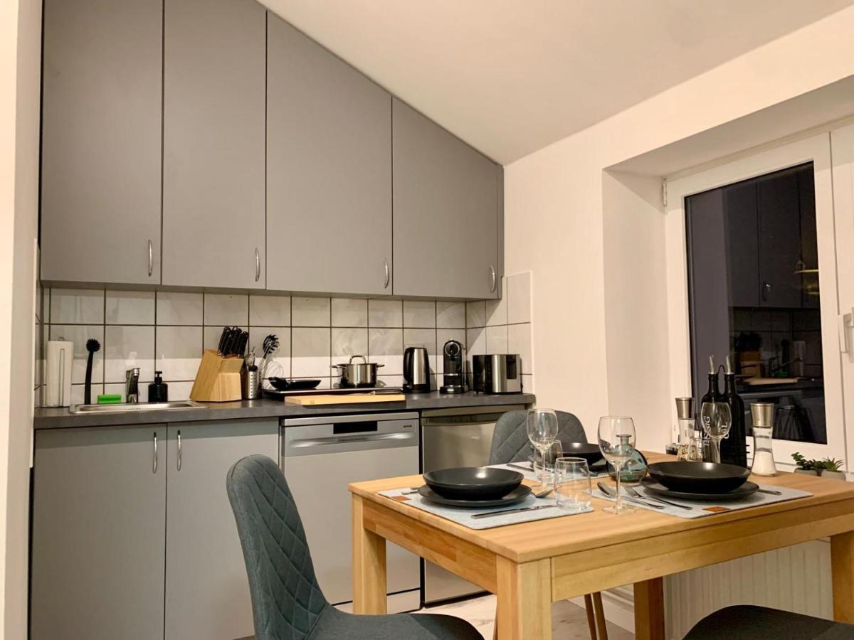 TT Living Apartments Rellingen I 1 & 2 Schlafzimmer I Küche I Spülmaschine I Parkplatz - B&B