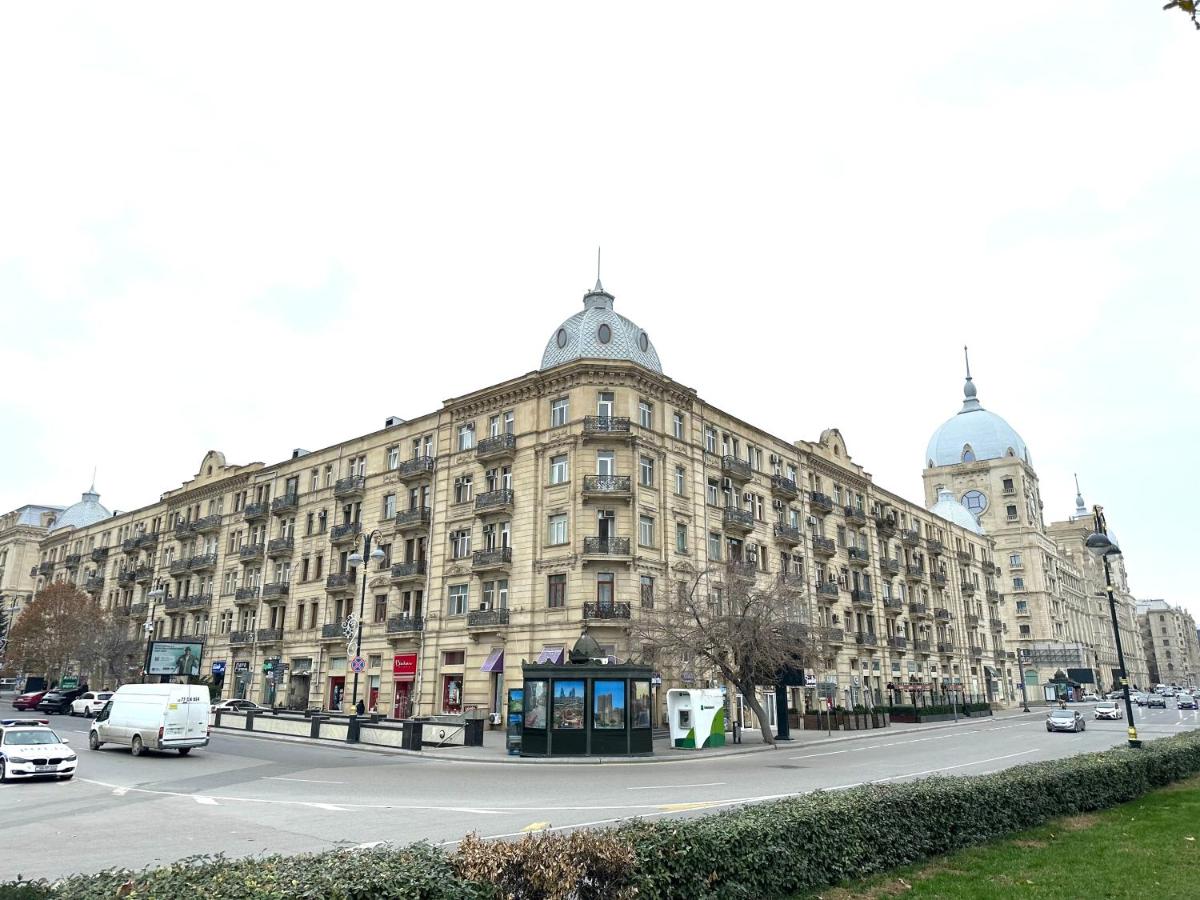 Elegant Stay in Downtown Baku - B&B