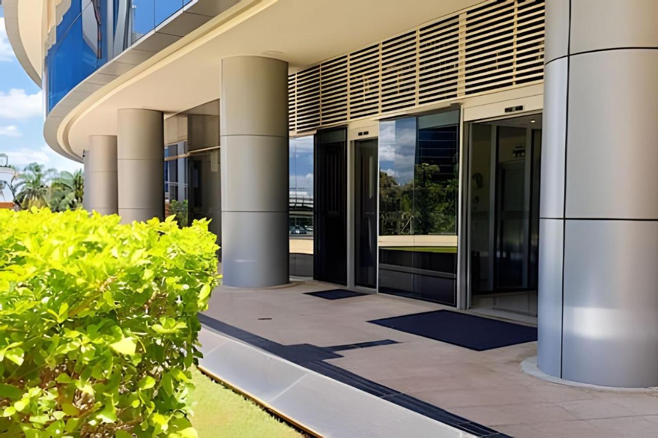 Vision, local nota 10! Academia, sauna e piscinas. - B&B Brasília