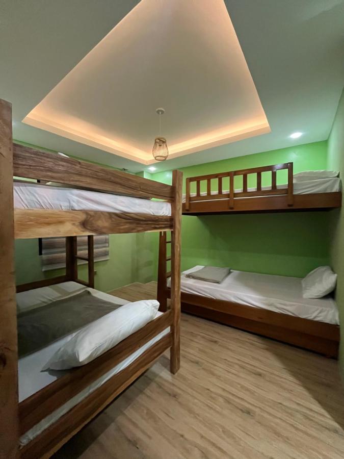 Chambre Familiale avec Salle de Bains Privative