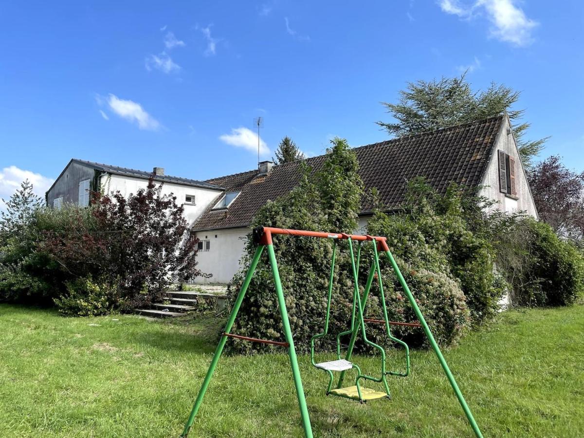 300m2 house with large garden - B&B