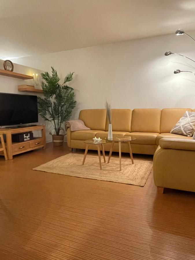 Giny's Beach Apartment - Chambres d'hôtes Sierksdorf
