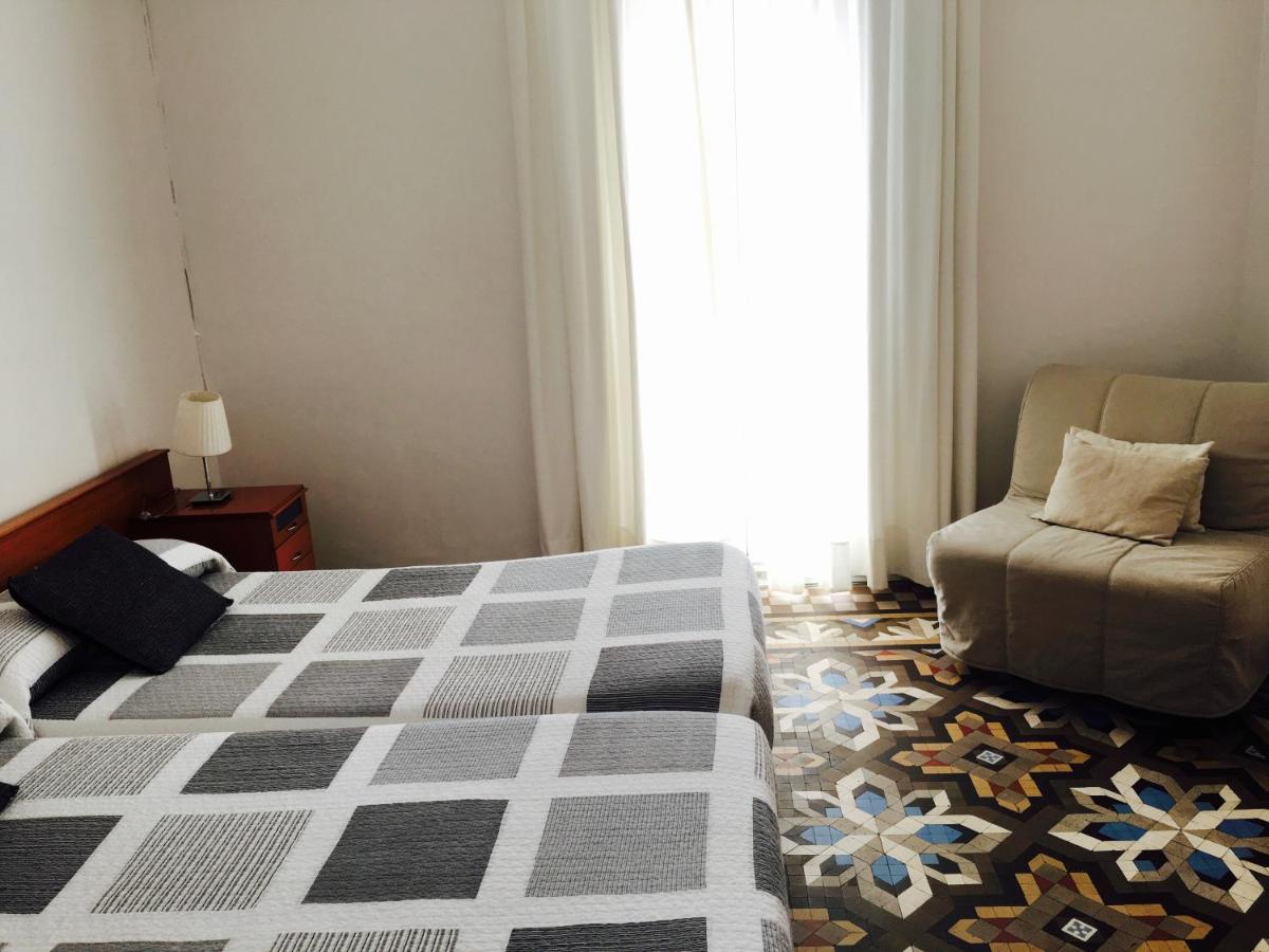 Large Exterior Double Room with private bathroom and balcony