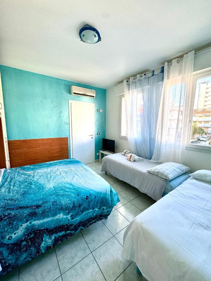 AppArt 24 city center parking and Sea Design district - B&B Lignano Sabbiadoro