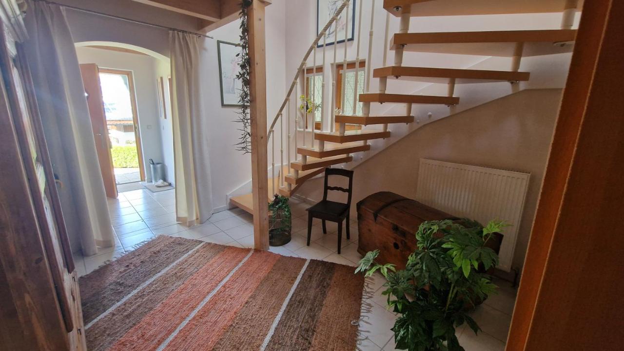 Haus Inge - Ferienwohnung Haarbach