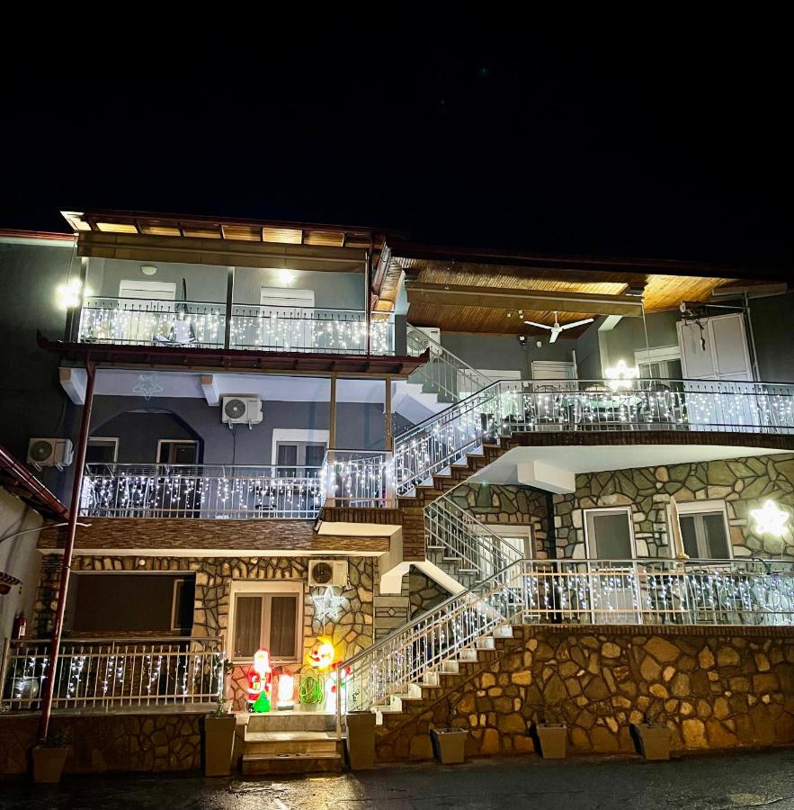 Guesthouse Tsoka - Ferienwohnung
