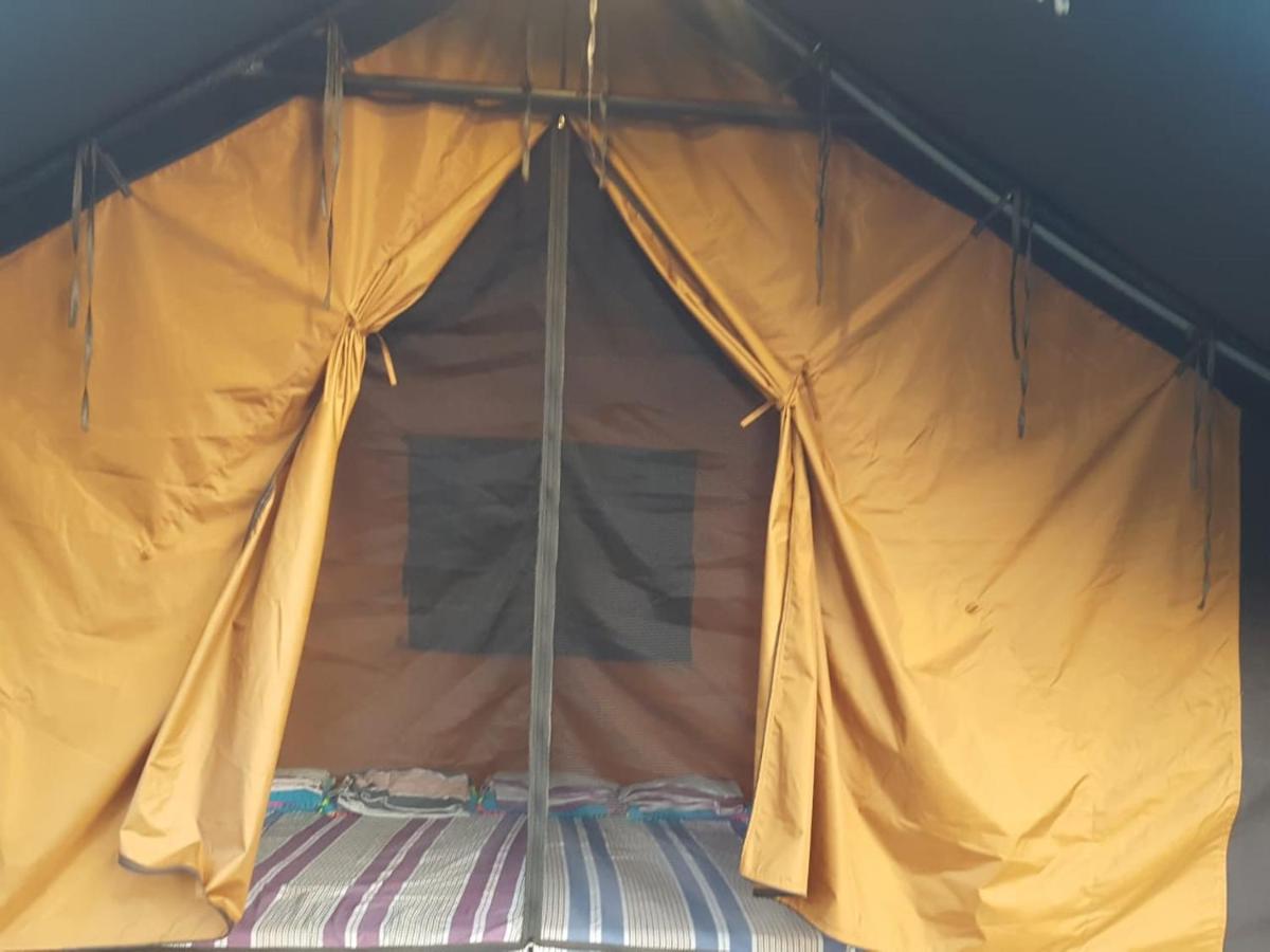 Riverston wild camp - B&B