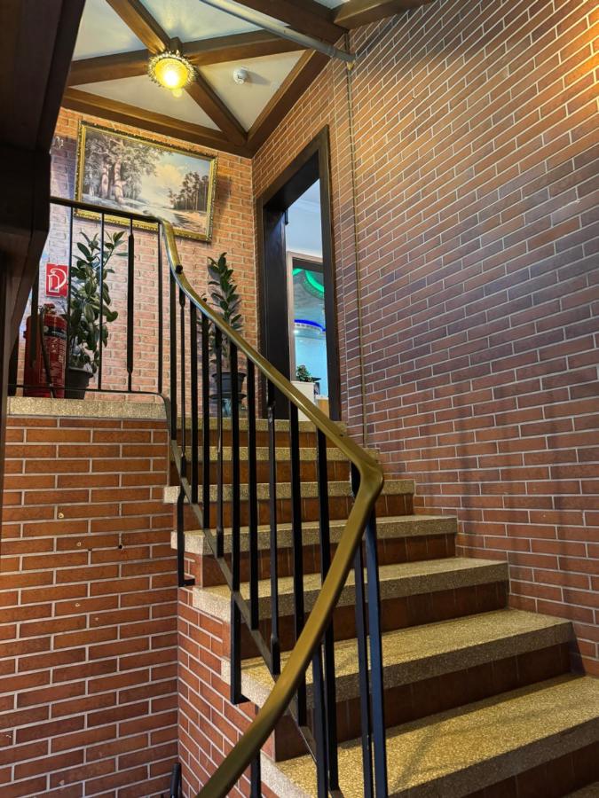Hotel-Pension Alt-Heidenberg - B&B