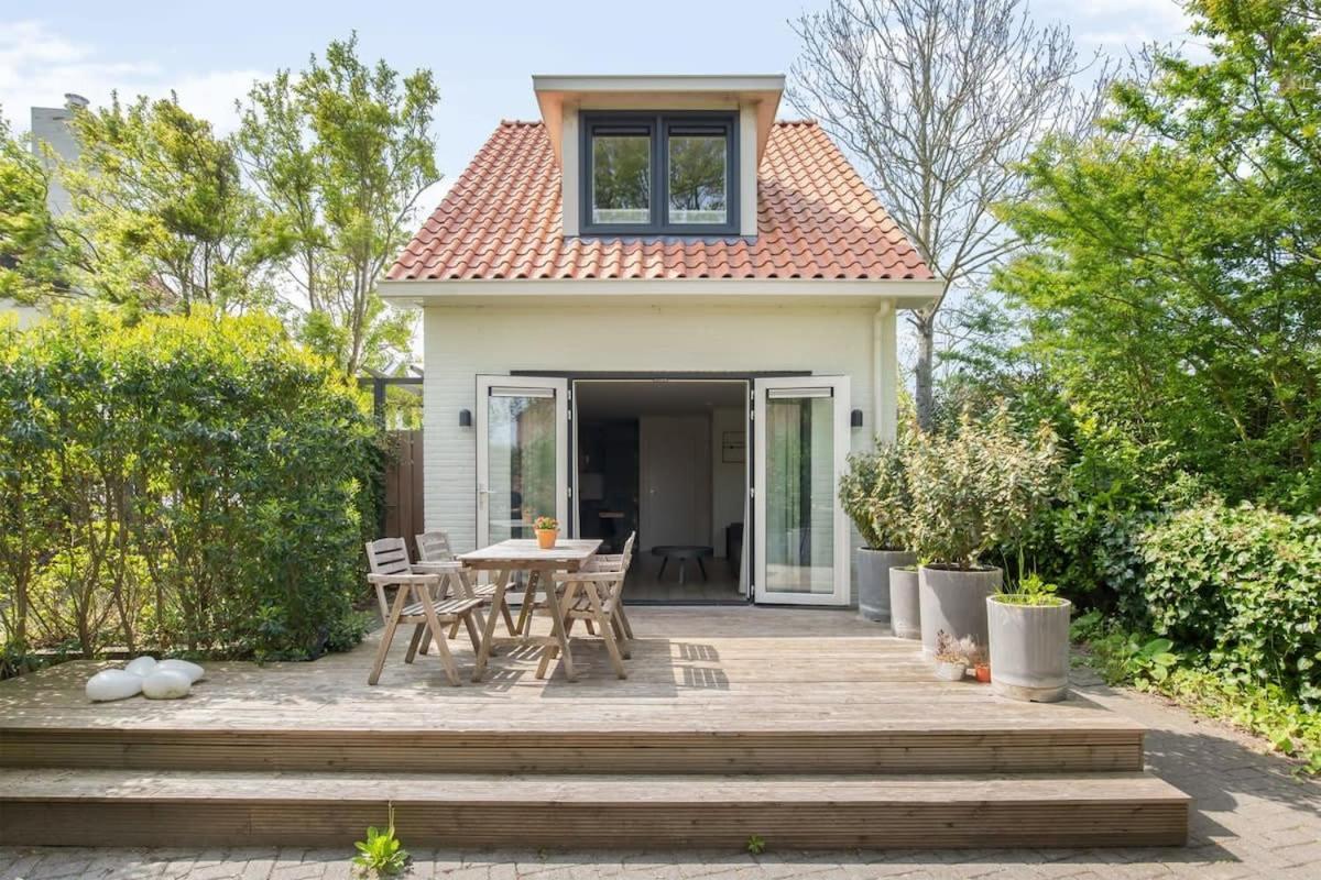 Hello Zeeland - Vakantiehuis Duinenburg 22A - Bed and Breakfast Domburg
