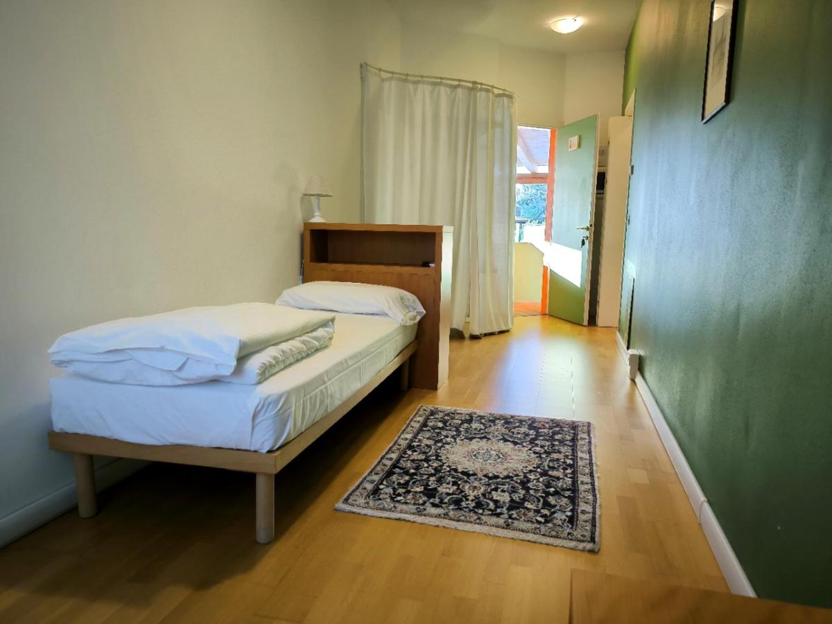 Single Room with Pool View