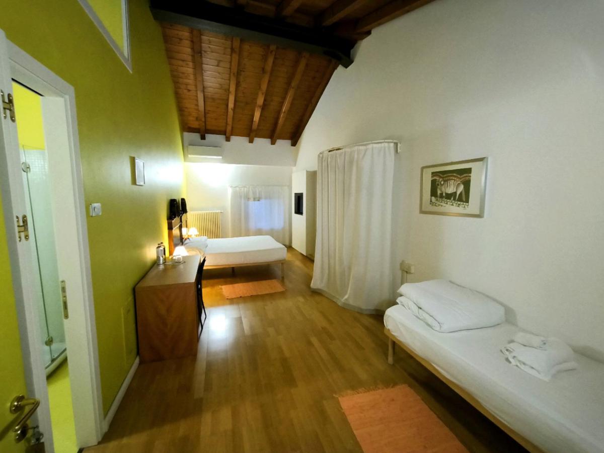 Triple Room with Pool View