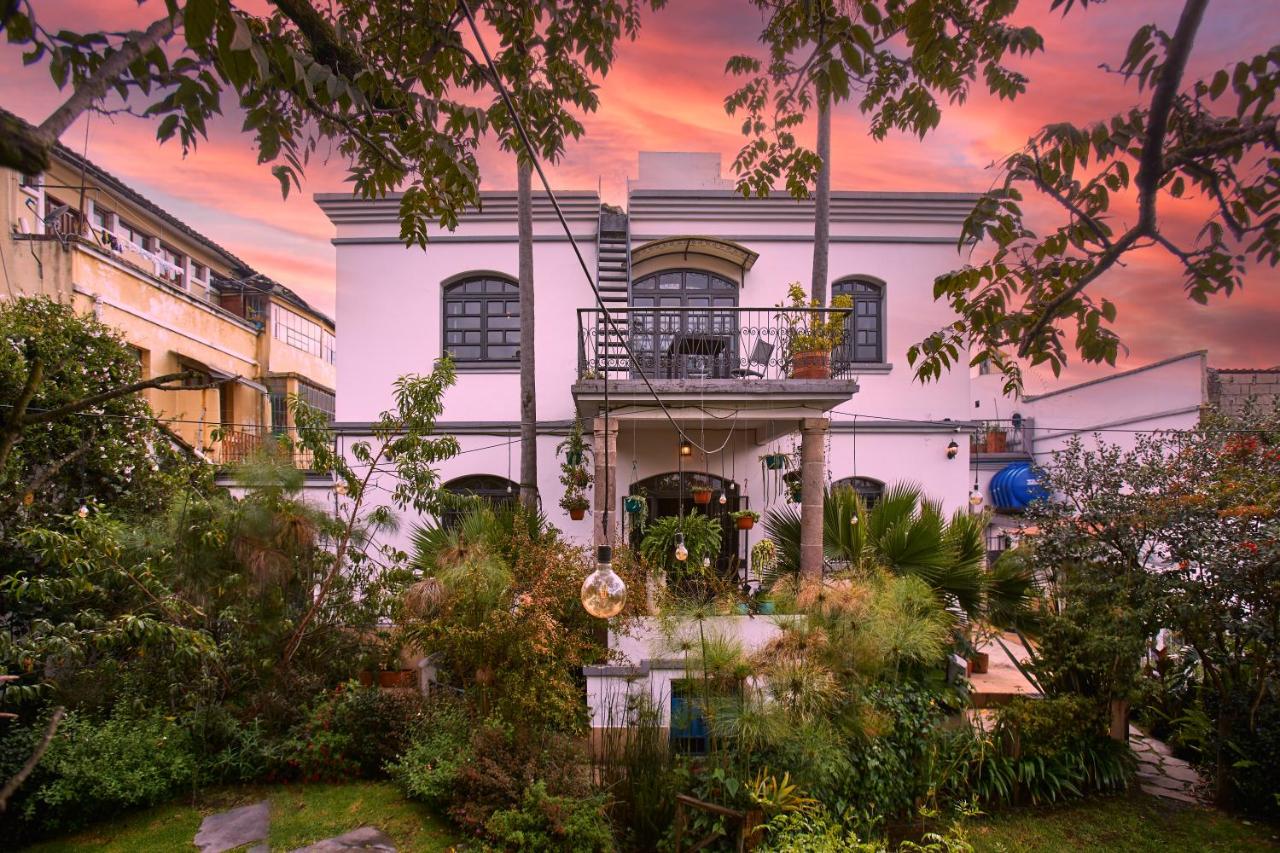 La Banksia Hotel - Chambres d’hôtes Quito