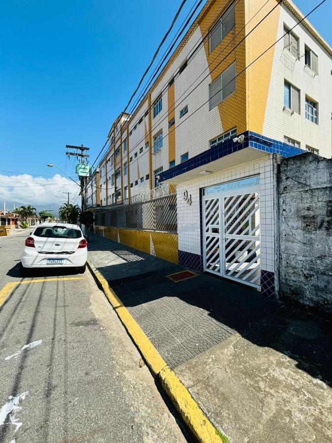 Apartamento à beira da praia em Praia Grande - todo equipado - B&B
