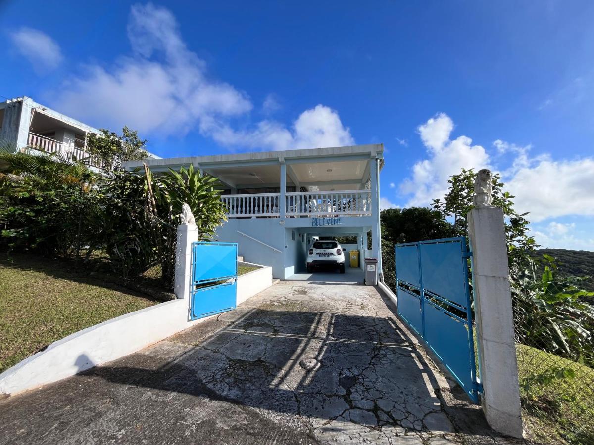 Cheerful 3 bedroom home with stunning views - B&B