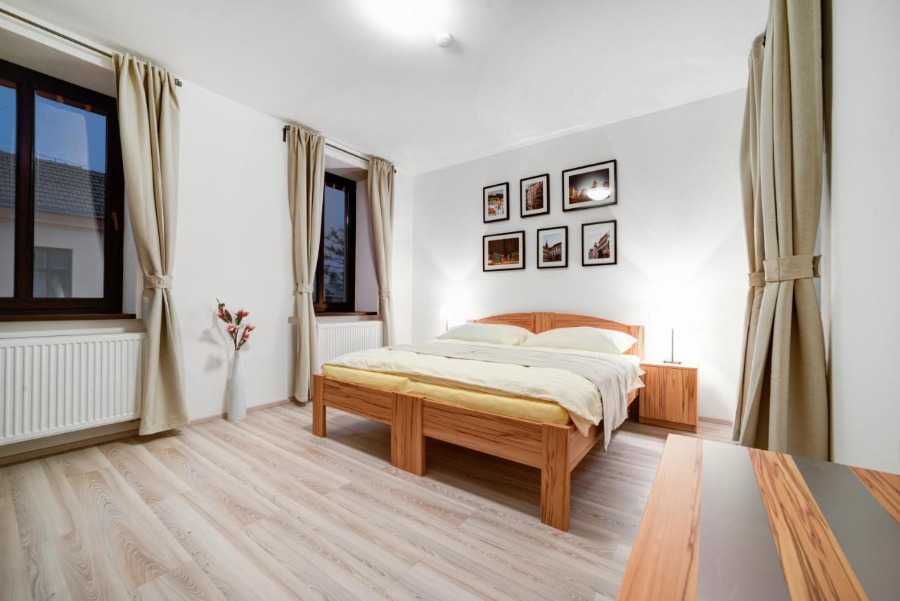 Camera Matrimoniale/Doppia con Letti Singoli con Bagno Privato