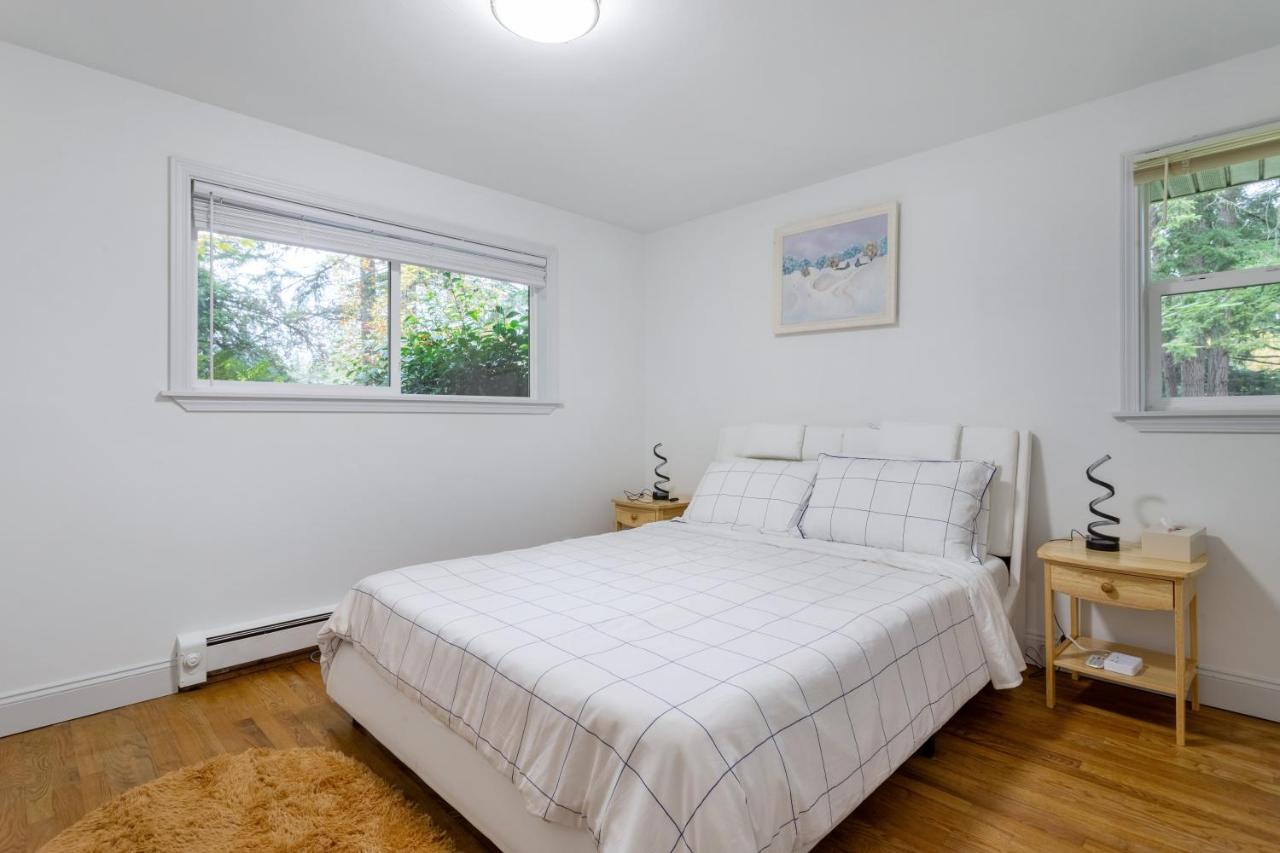 Family friendly house with MIL suite - B&B