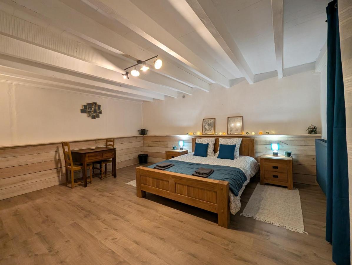 La dépendance de la Ferme Blanche - B&B Dompierre-sur-Veyle