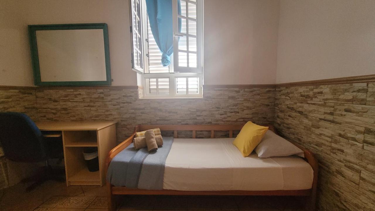 Doppelzimmer mit Gemeinschaftsbad