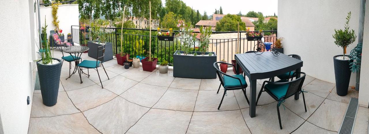 Appartement Brignoles en secteur calme - B&B