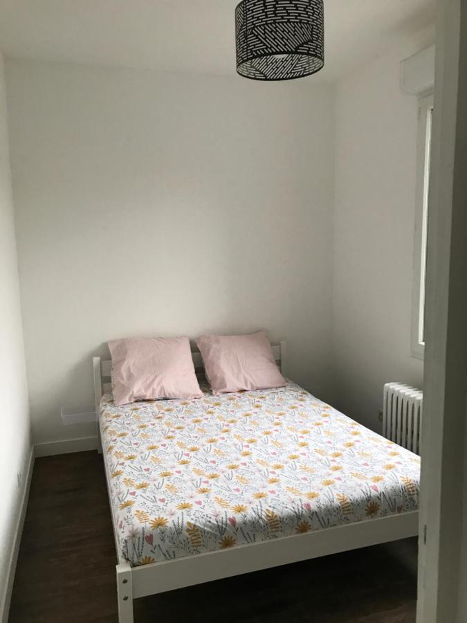RDC Maison privée avec très grande cour - B&B