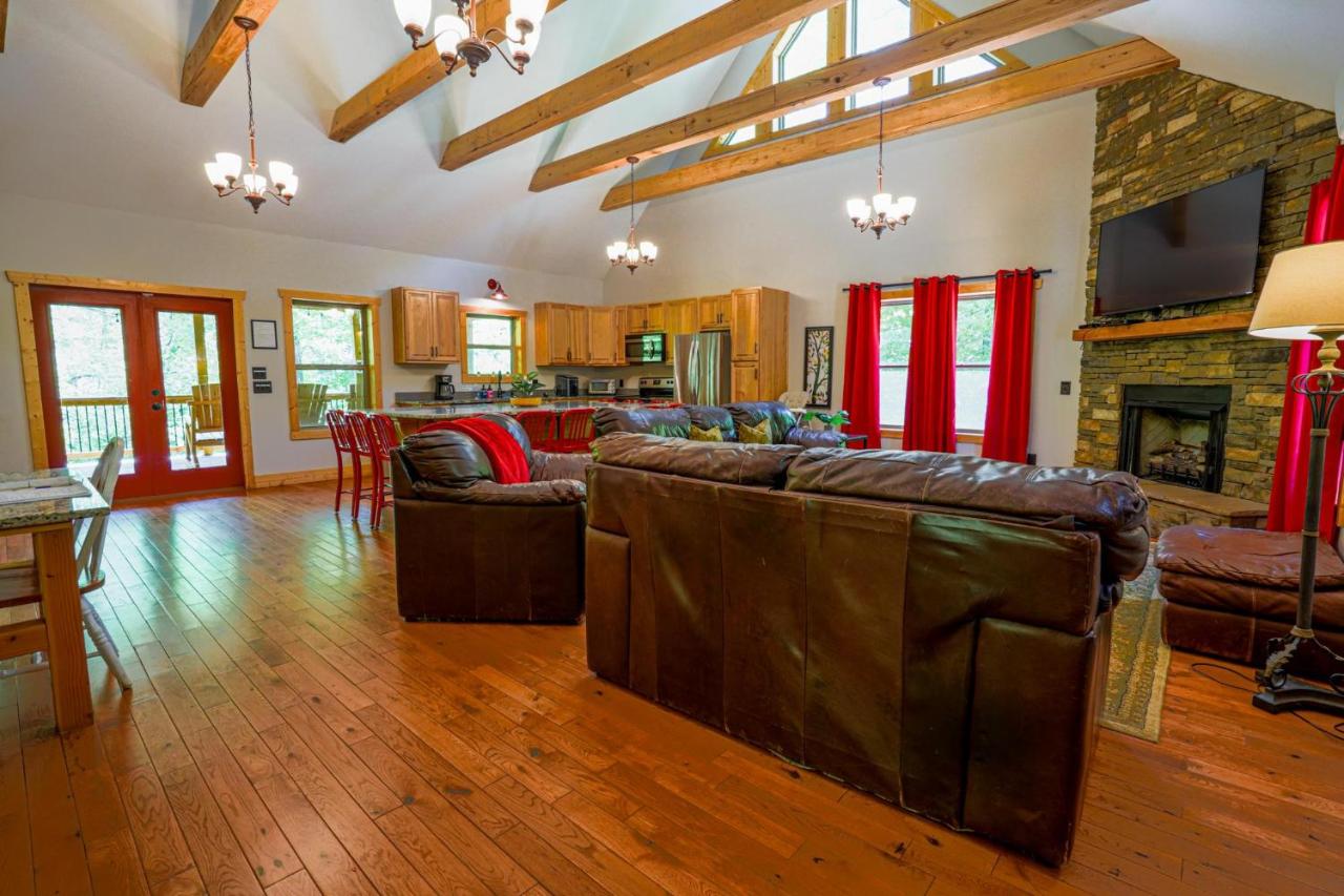 New Listing! Two Cabins with Hot Tubs - Playground - B&B Cleveland