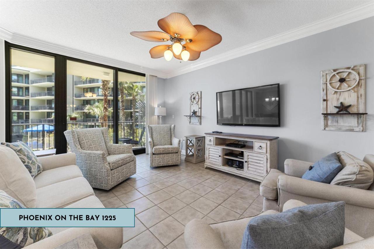 Phoenix On The Bay 1225 by Liquid Life - Chambres d’hôtes