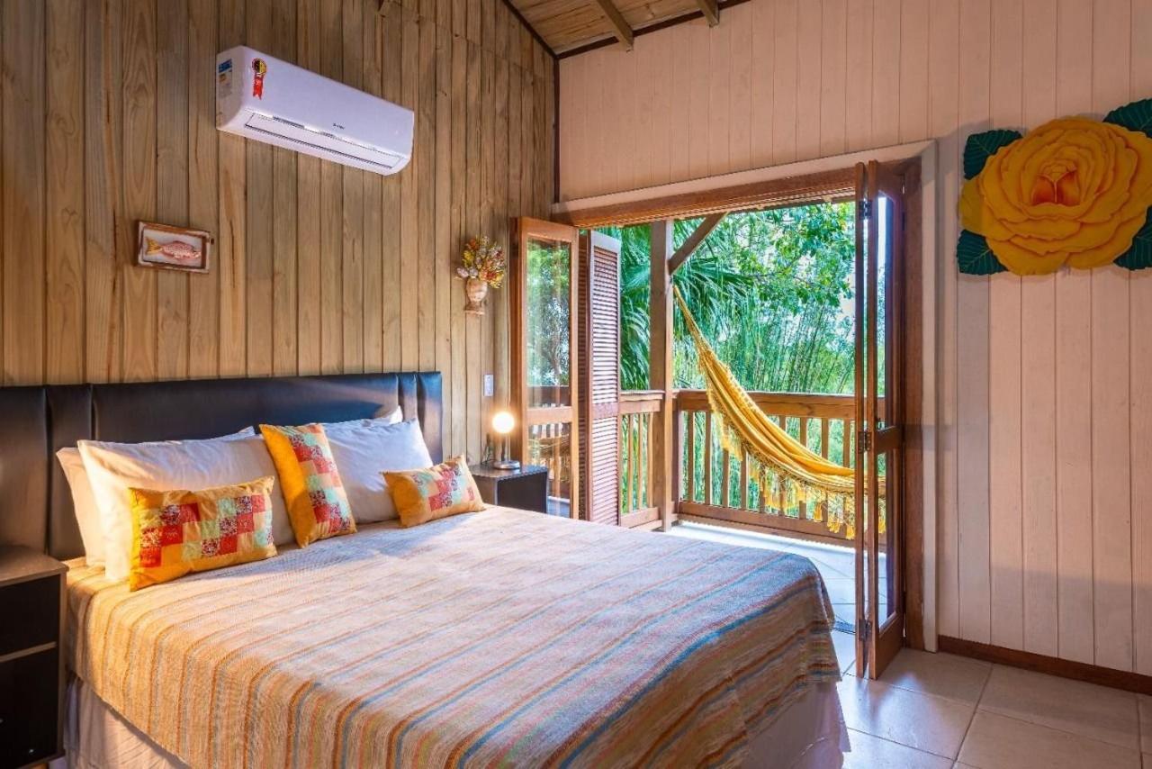 Suite mit Queensize-Doppelbett und Meerblick