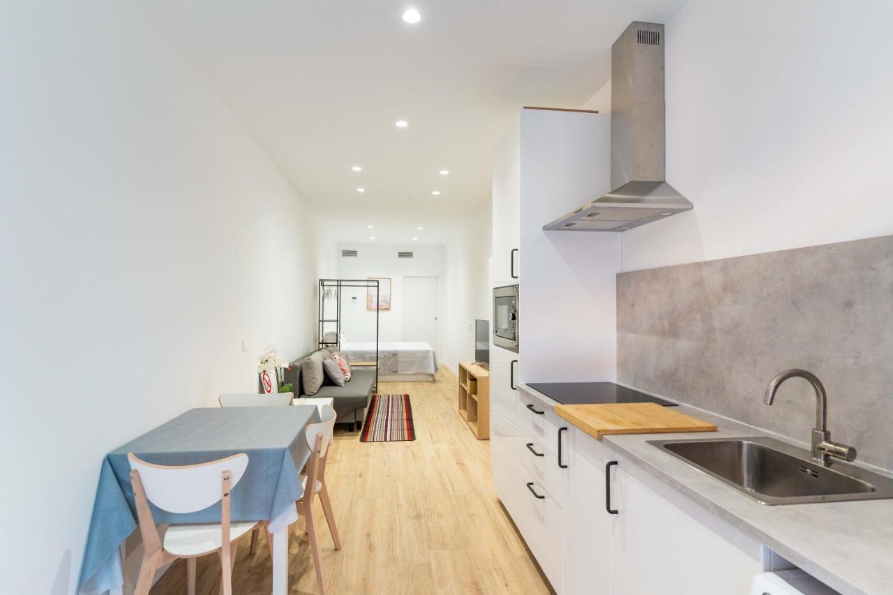 Sant Jordi 1 Stylish Studio by Invalencia - Chambres d'hôtes Valence