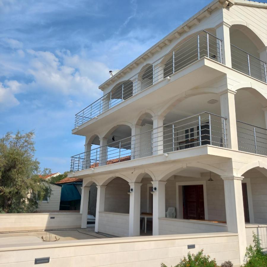 Apartments Štica- Pelješac - B&B