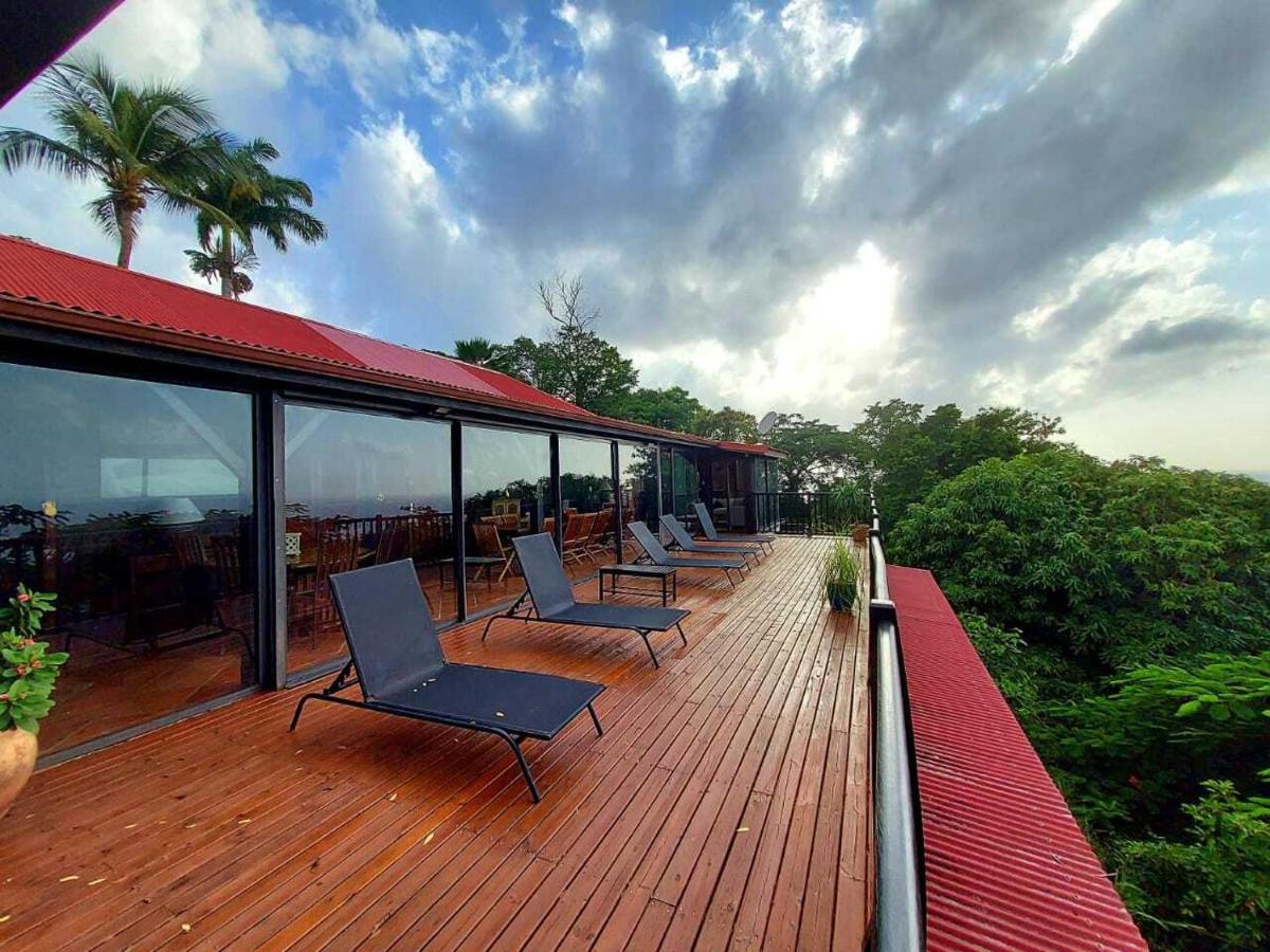 VILLA DU JARDIN BOTANIQUE, EX. PROPRIETE COLUCHE - Ferienwohnung Deshaies