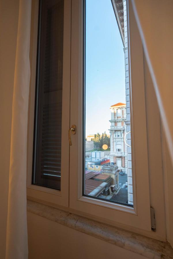 56 Orange Street Luxury Accommodation - B&B Rome
