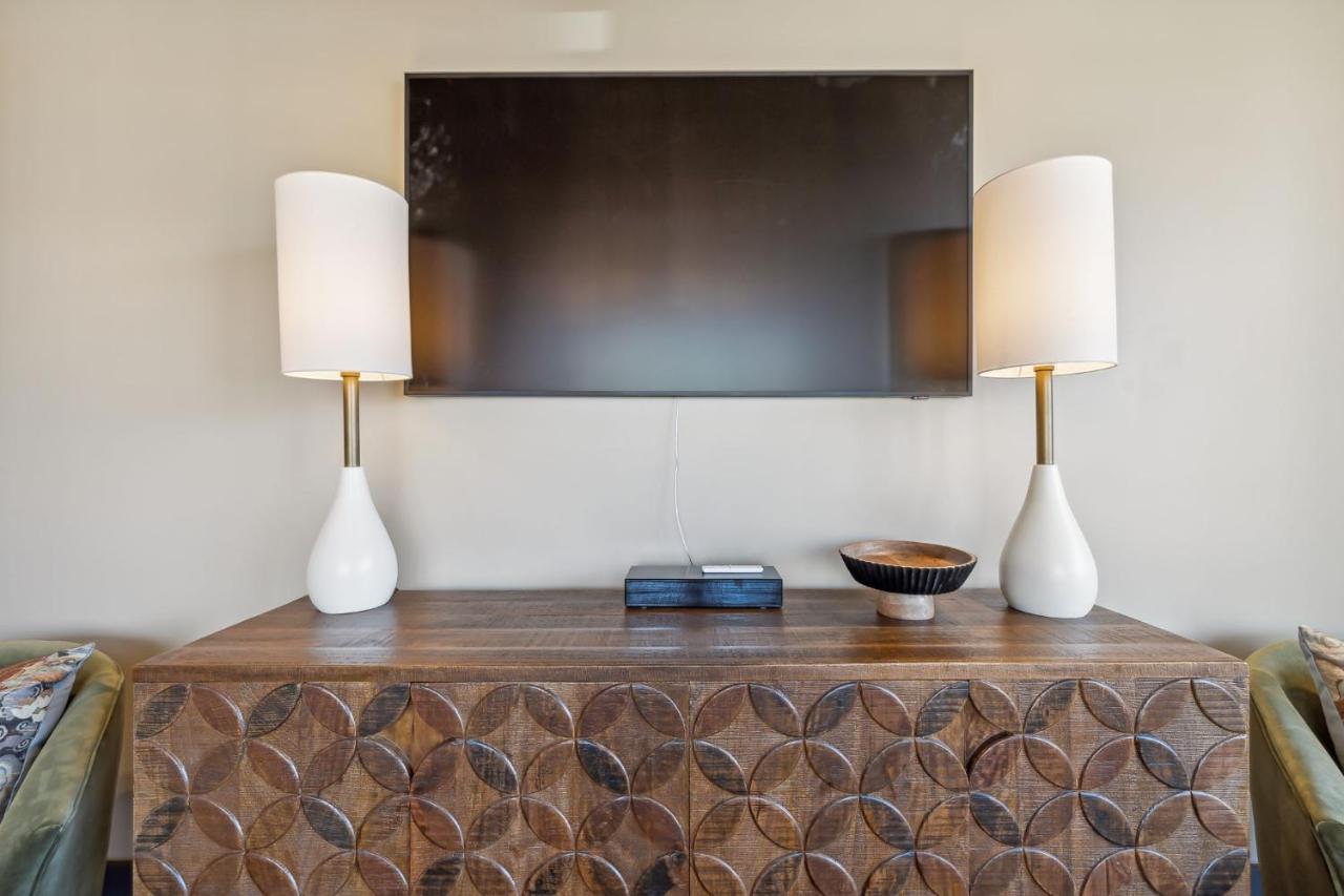 204 East Main - Suite 201 - B&B Lebanon