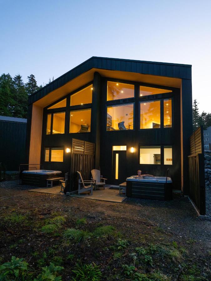 Calmwater Retreat New 2 br Hot Tub - Chambres d'hôtes Ucluelet
