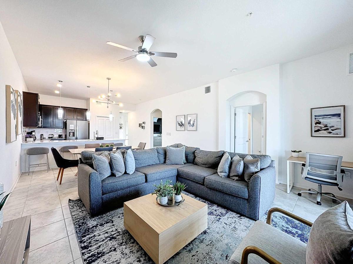 Incredible Thematic 2BR with 2 Clubhouses - B&B