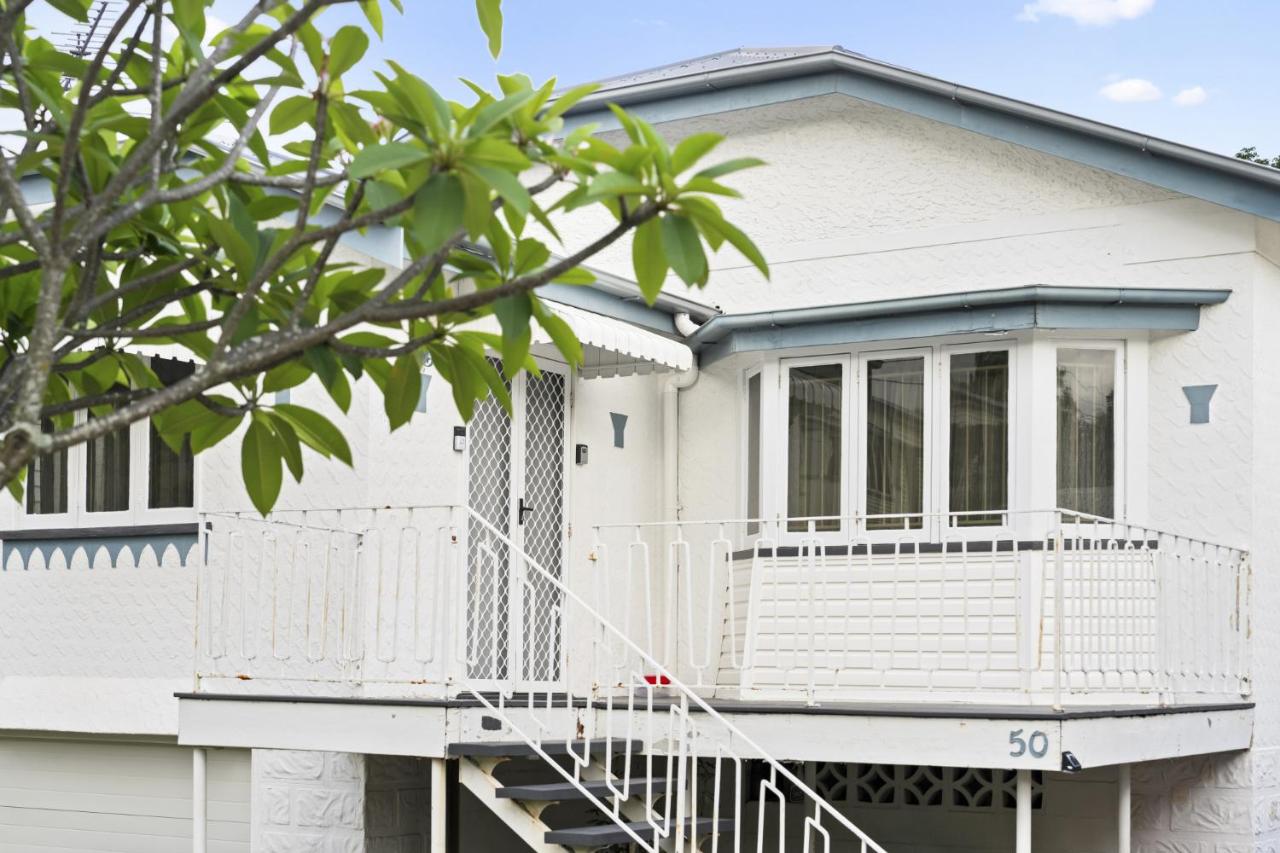 Spacious Family Home with Garden in Quiet Suburb - Ferienwohnung Brisbane