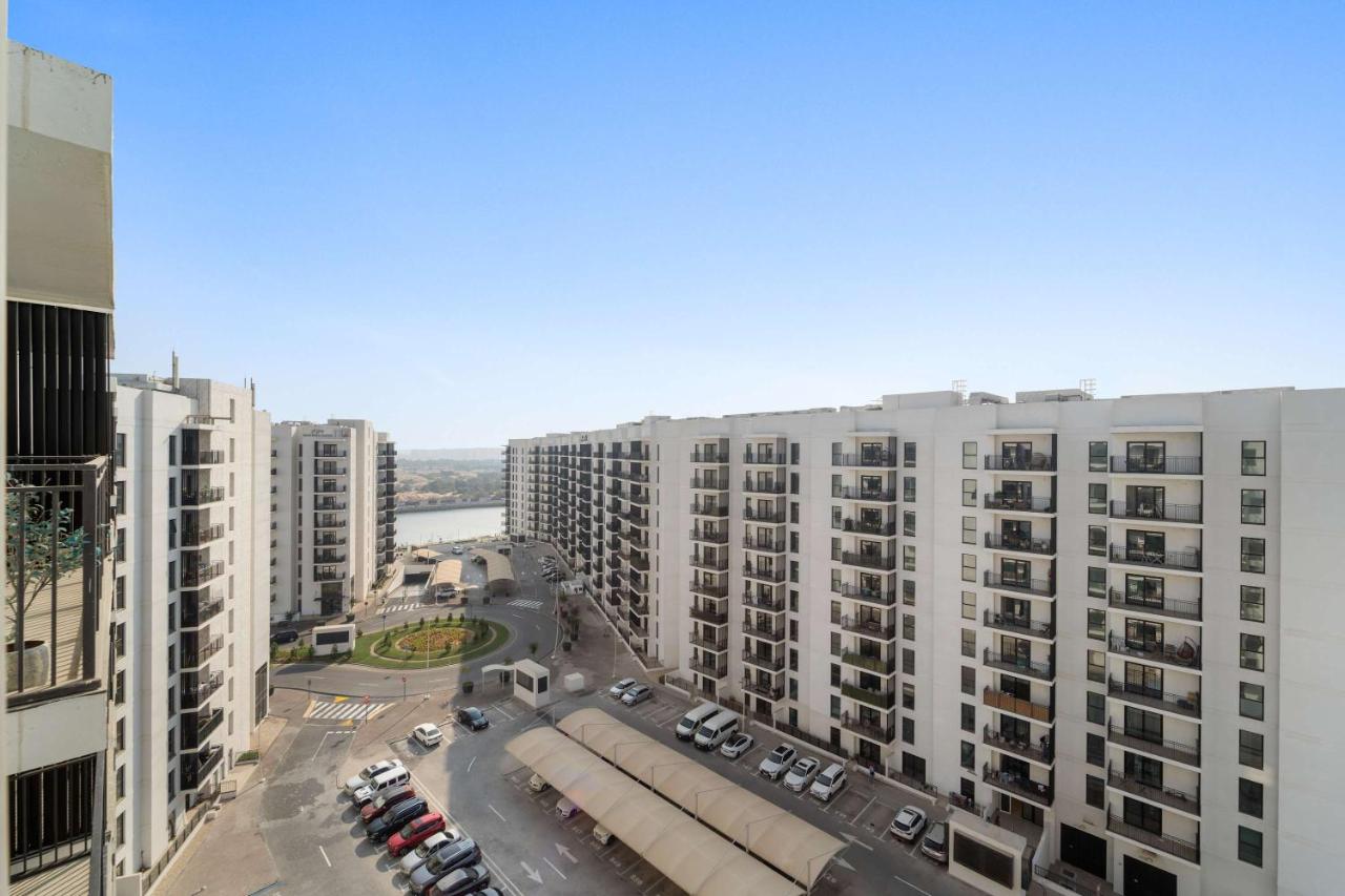Silkhaus Canalside 1BR at Water's Edge in Yas Island - Ferienwohnung Abu Dhabi