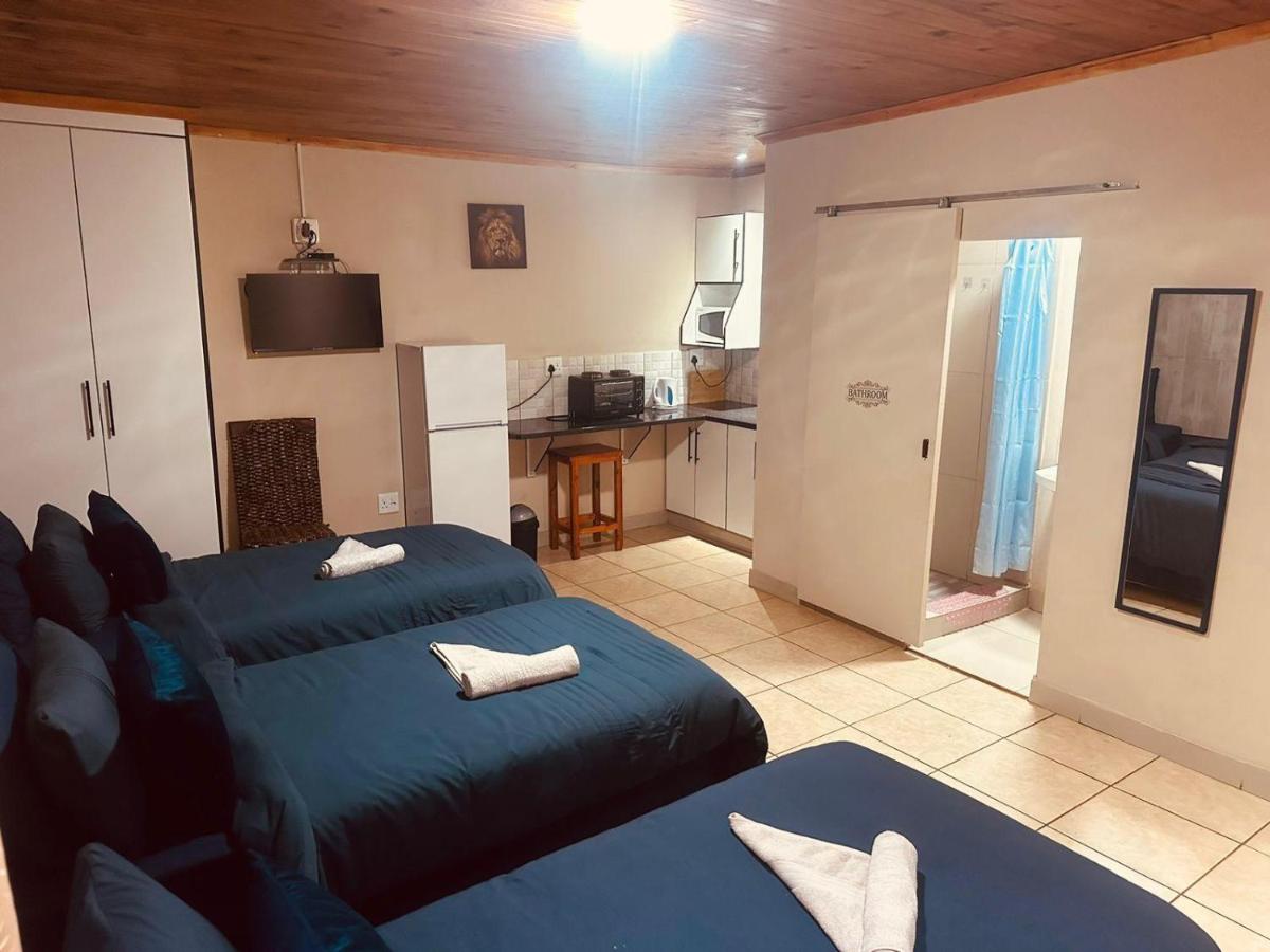 Family triple room