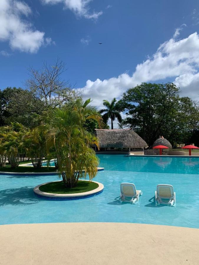 Private Resort Suite, Hotel Amenities & Golf - B&B Las Lajas