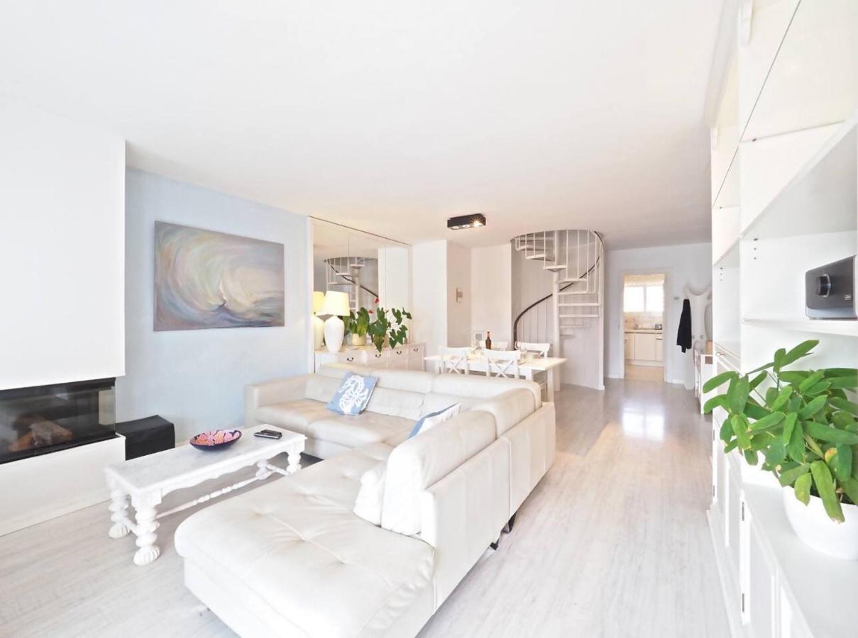 BCN Duplex Penthouse & Pool - Ferienwohnung Sant Andreu de Llavaneres