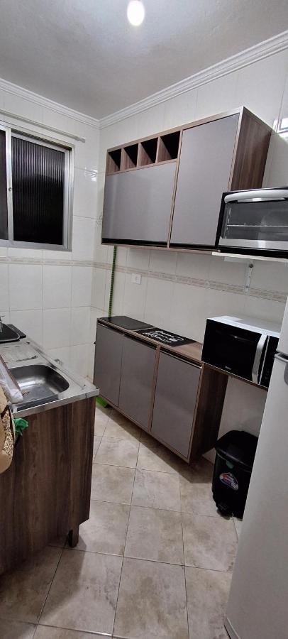 Apto 50 MTS da Praia 2 quartos - B&B