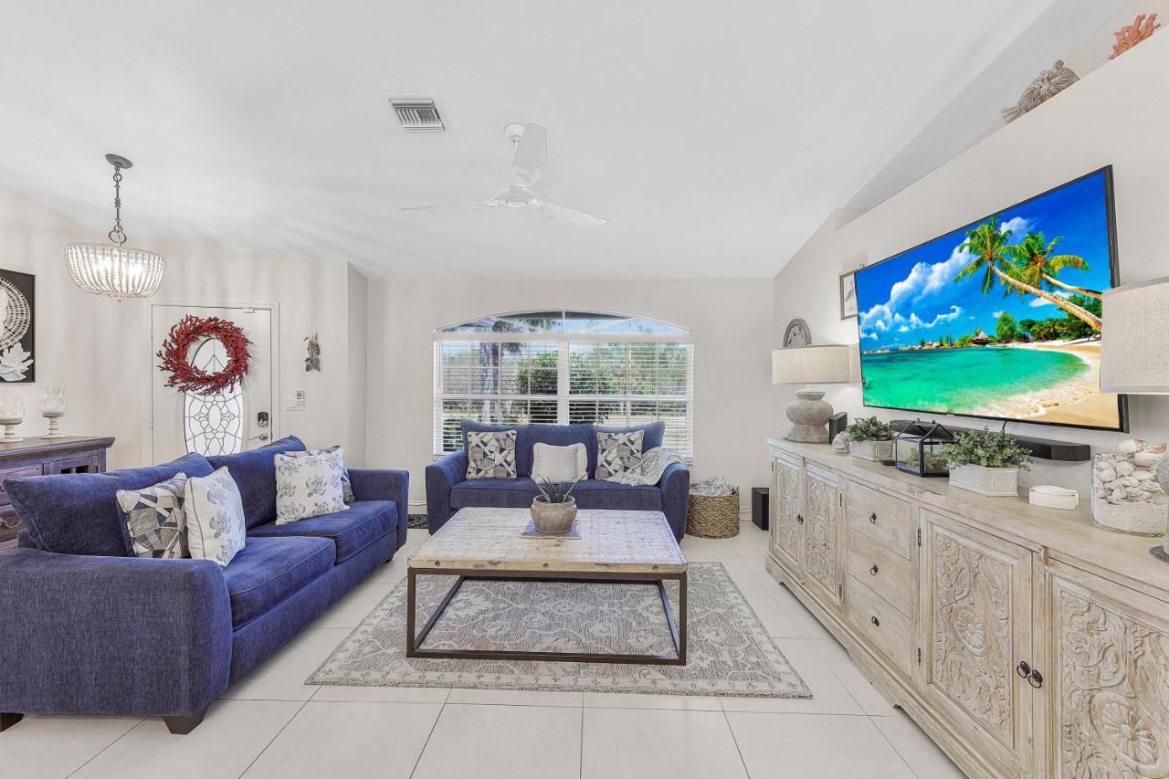 Quiet inland home with pool, two queen beds and grill - B&B Marco Island