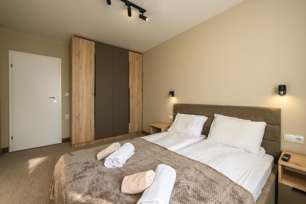 Two-Bedroom Deluxe Apartment with Balcony