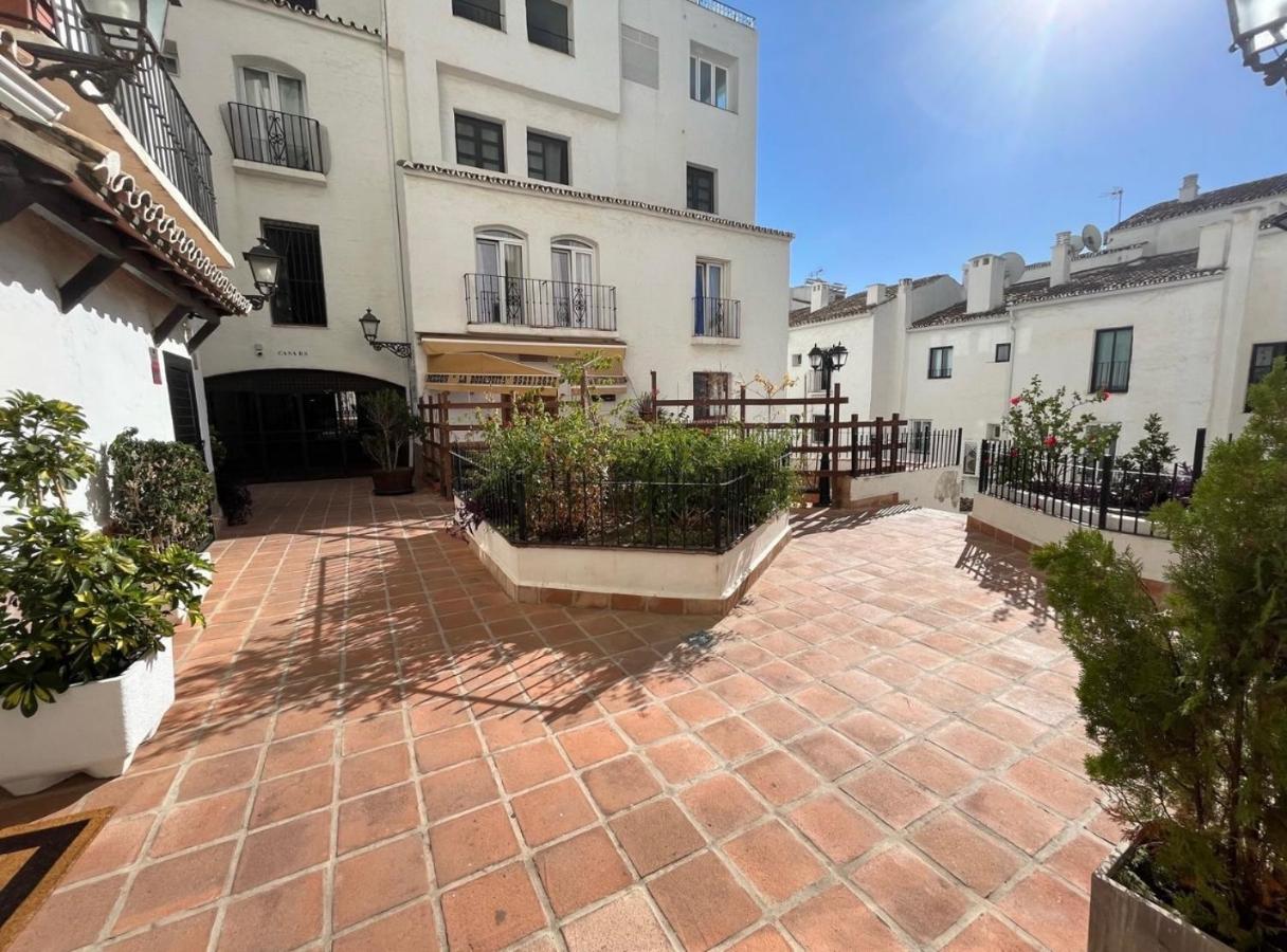Modern and cosy apartment in the heart of Puerto Banús - B&B Marbella