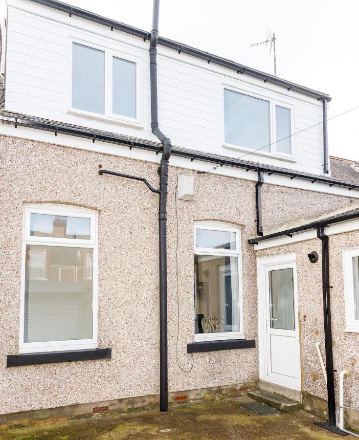Huge 5 Bedroom Home - Great for Contractors - B&B