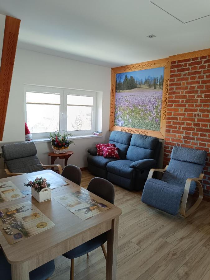 Dom W Krokusach Pokoje Gościnne